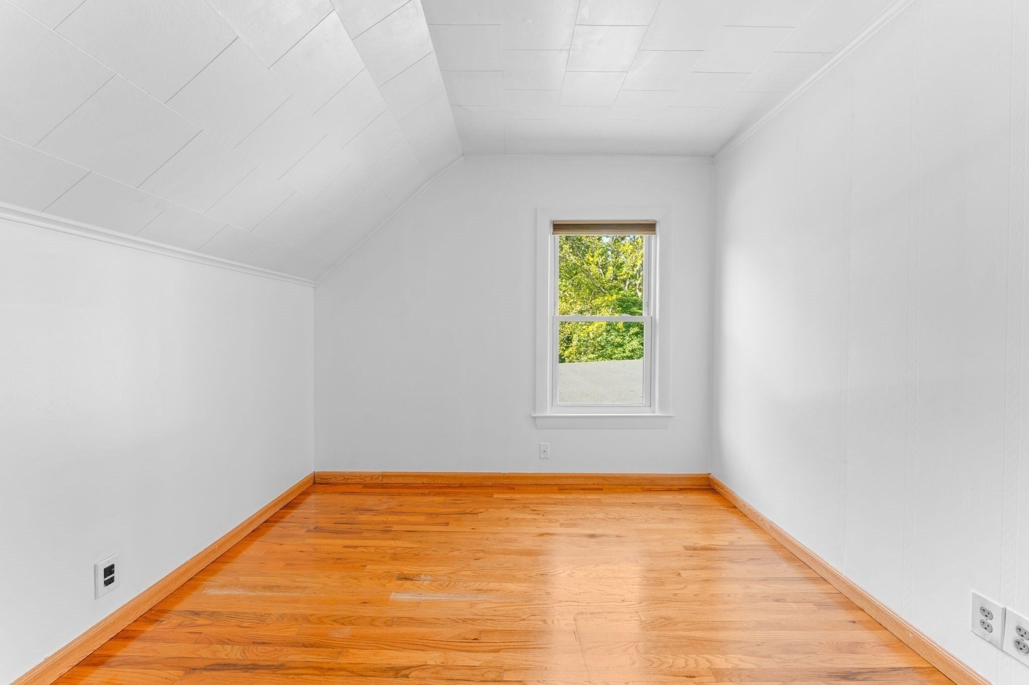 84 Hampson St, Dracut, MA, 84 Hampson St, Dracut, MA Photo #20