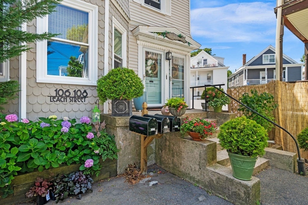 Photo of 106 Leach St, Salem, MA