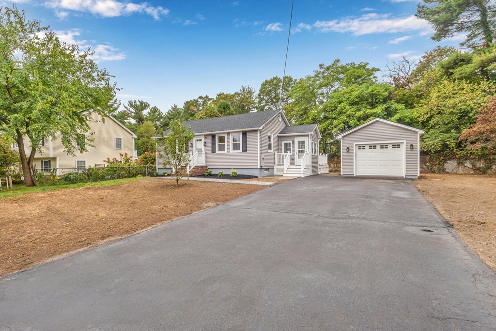 26 Navy Yard Rd
