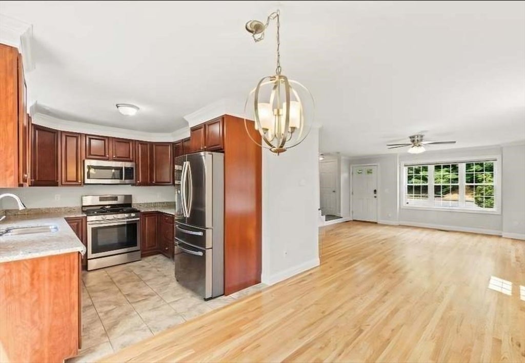 723 County St #723, Attleboro, MA, 723 County St #723, Attleboro, MA Photo #11