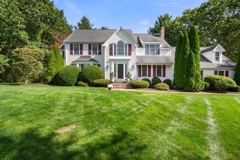 Photo of 7 Huckleberry Road, Hopkinton, MA 01748 (MLS # 73503872)