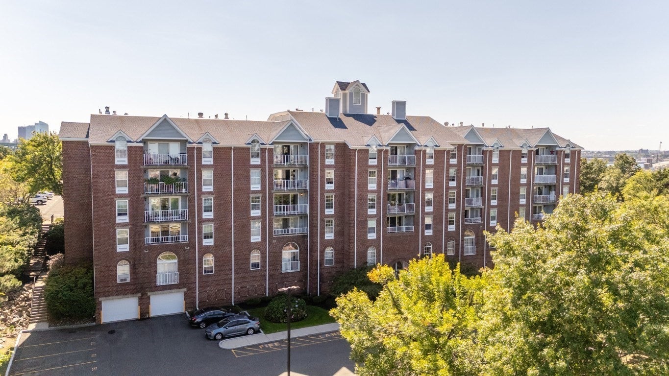 100 Boatswains Way 308
