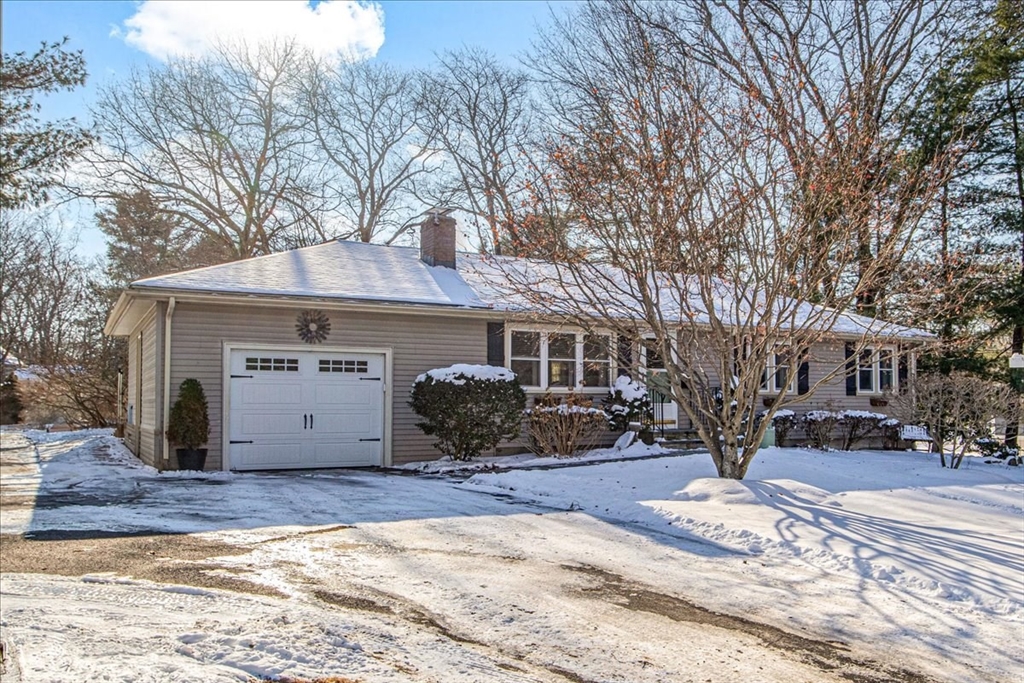 52 Hemlock St