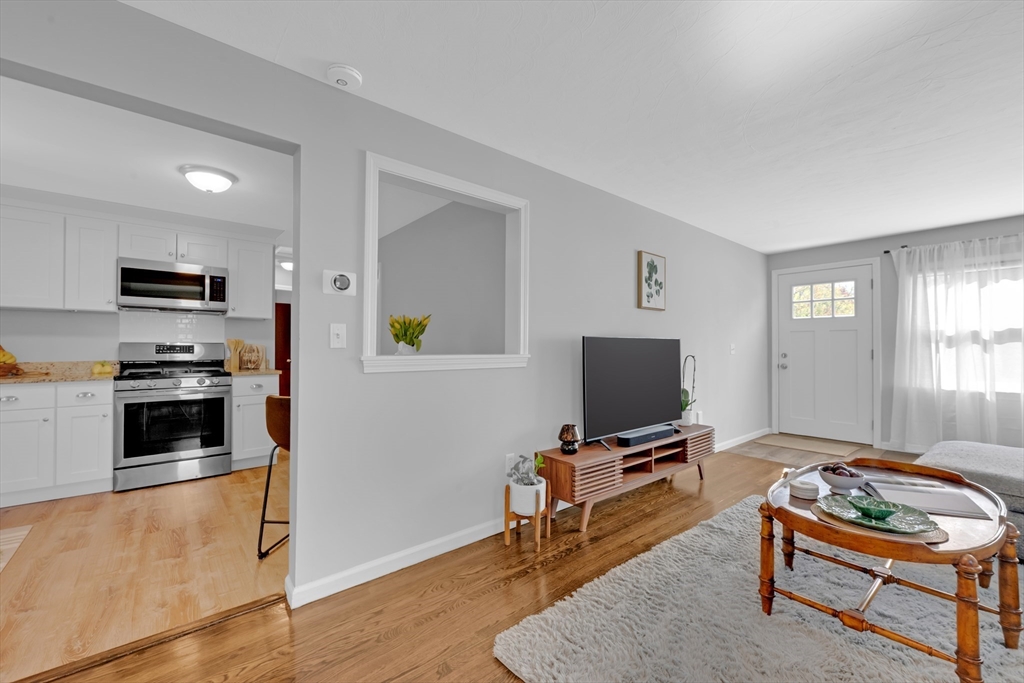 43 Grandview Ave