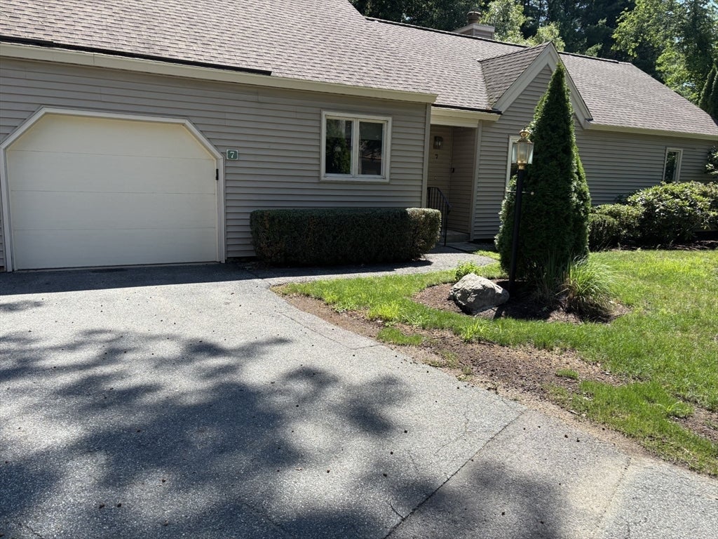 7 Astra #7, Wayland, MA, 7 Astra #7, Wayland, MA Photo #9