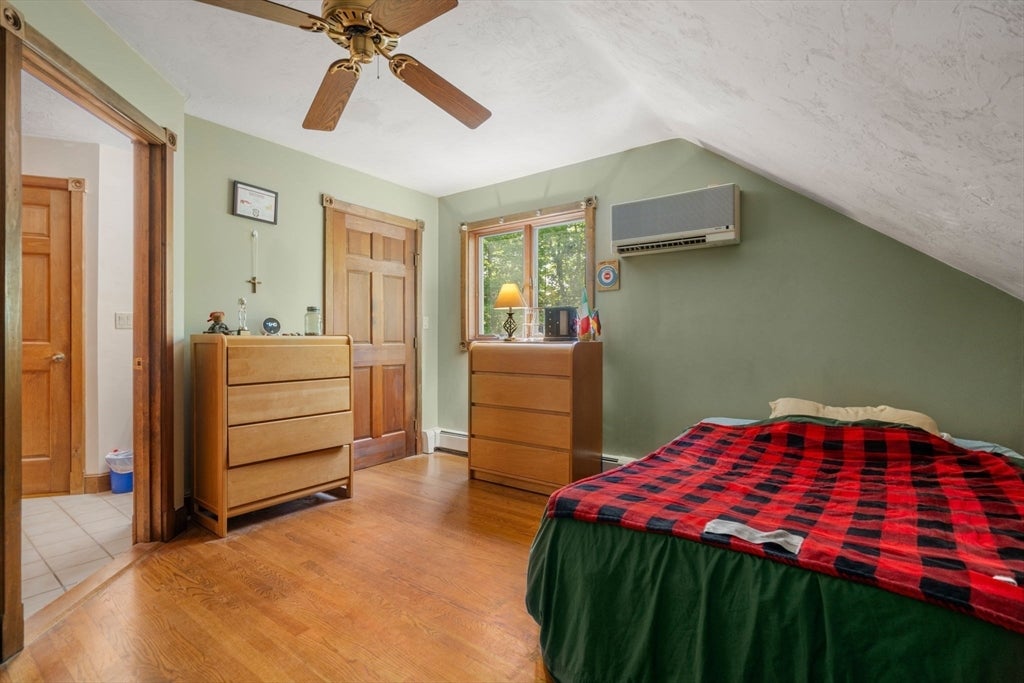73 Main St, Sutton, MA, 73 Main St, Sutton, MA Photo #25