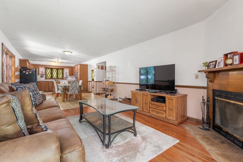 73 Main St, Sutton, MA, 73 Main St, Sutton, MA Photo #10