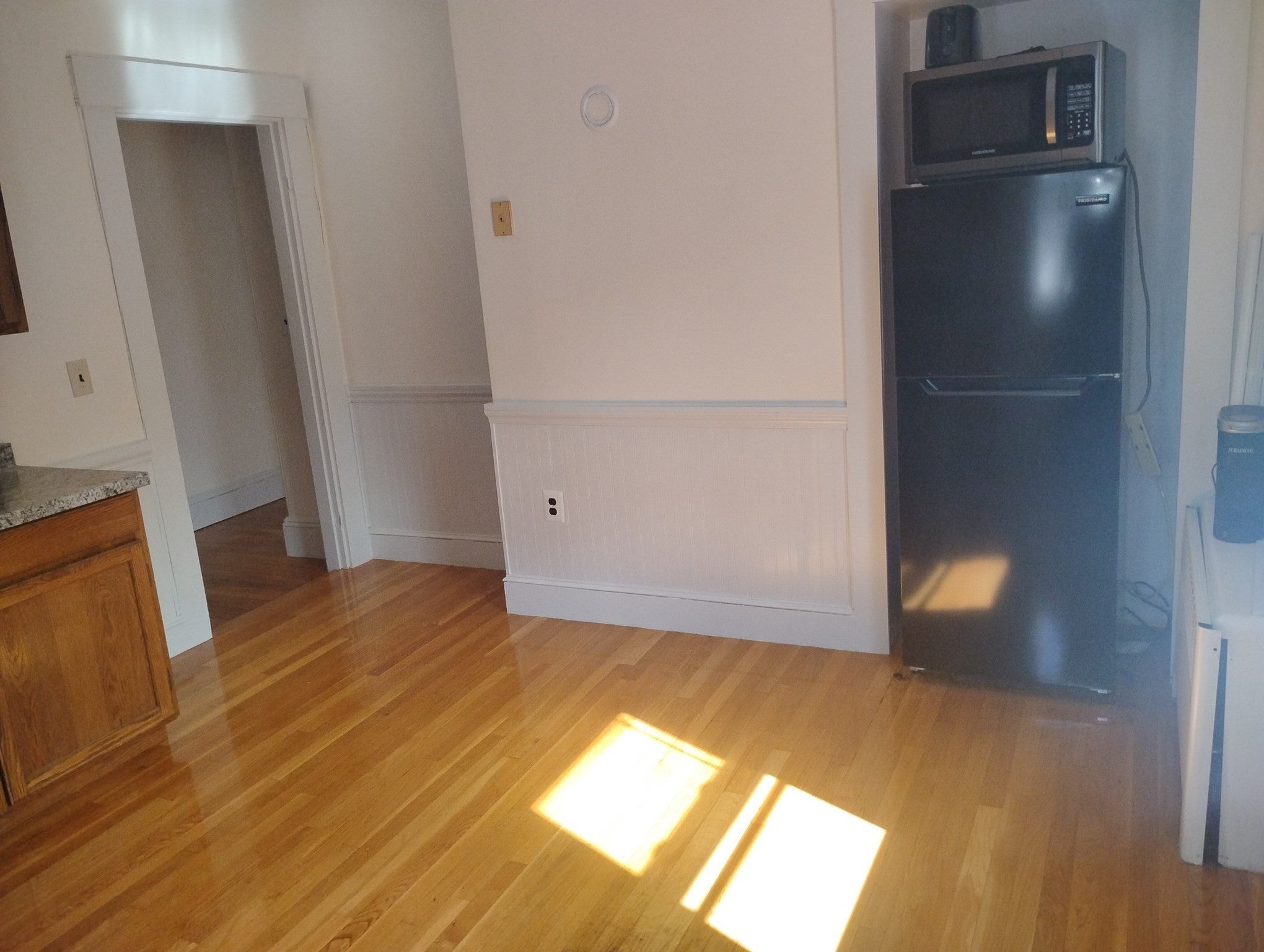 882 Main St #2, Reading, MA, 882 Main St #2, Reading, MA Photo #7