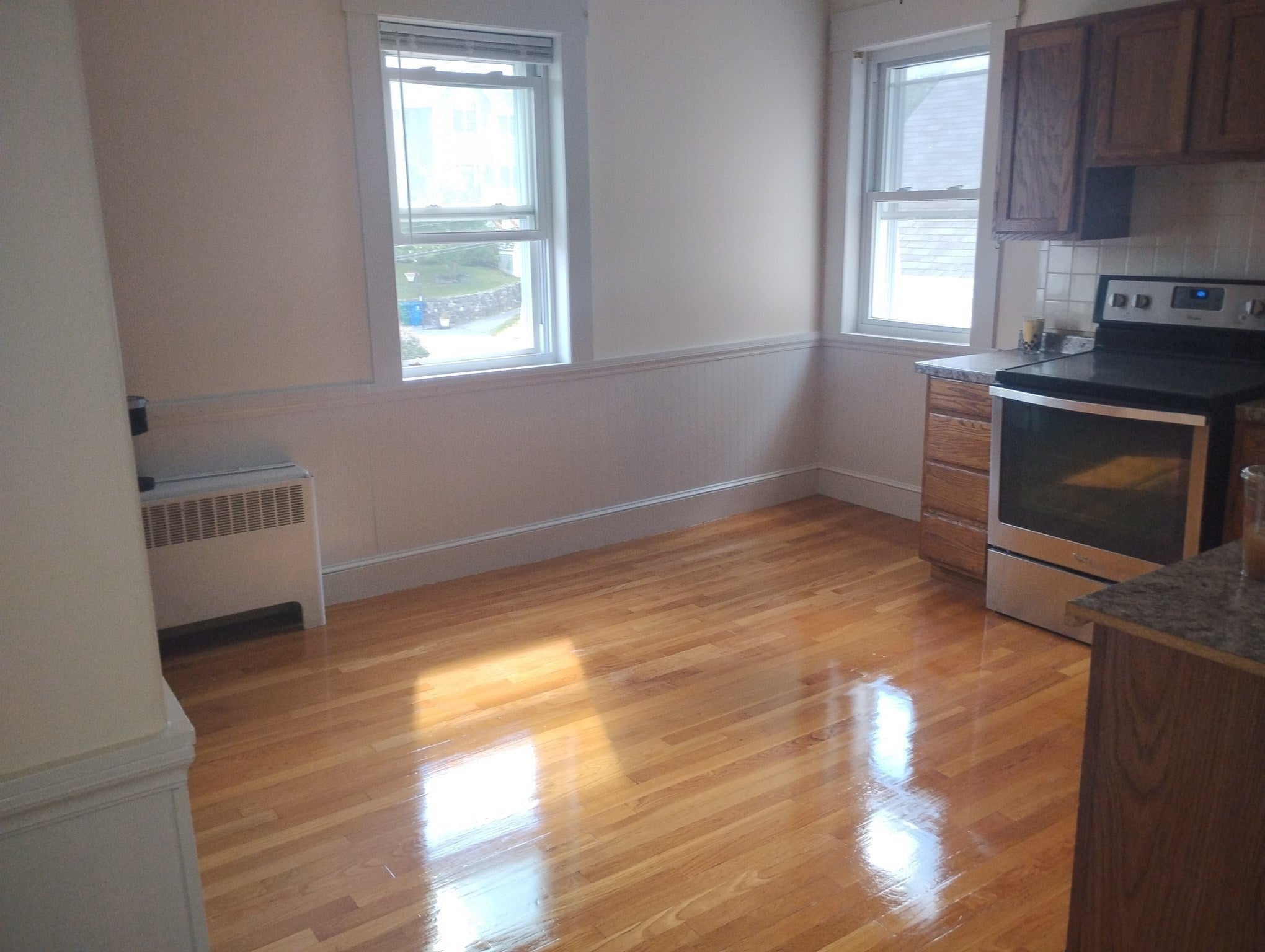 882 Main St #2, Reading, MA, 882 Main St #2, Reading, MA Photo #4