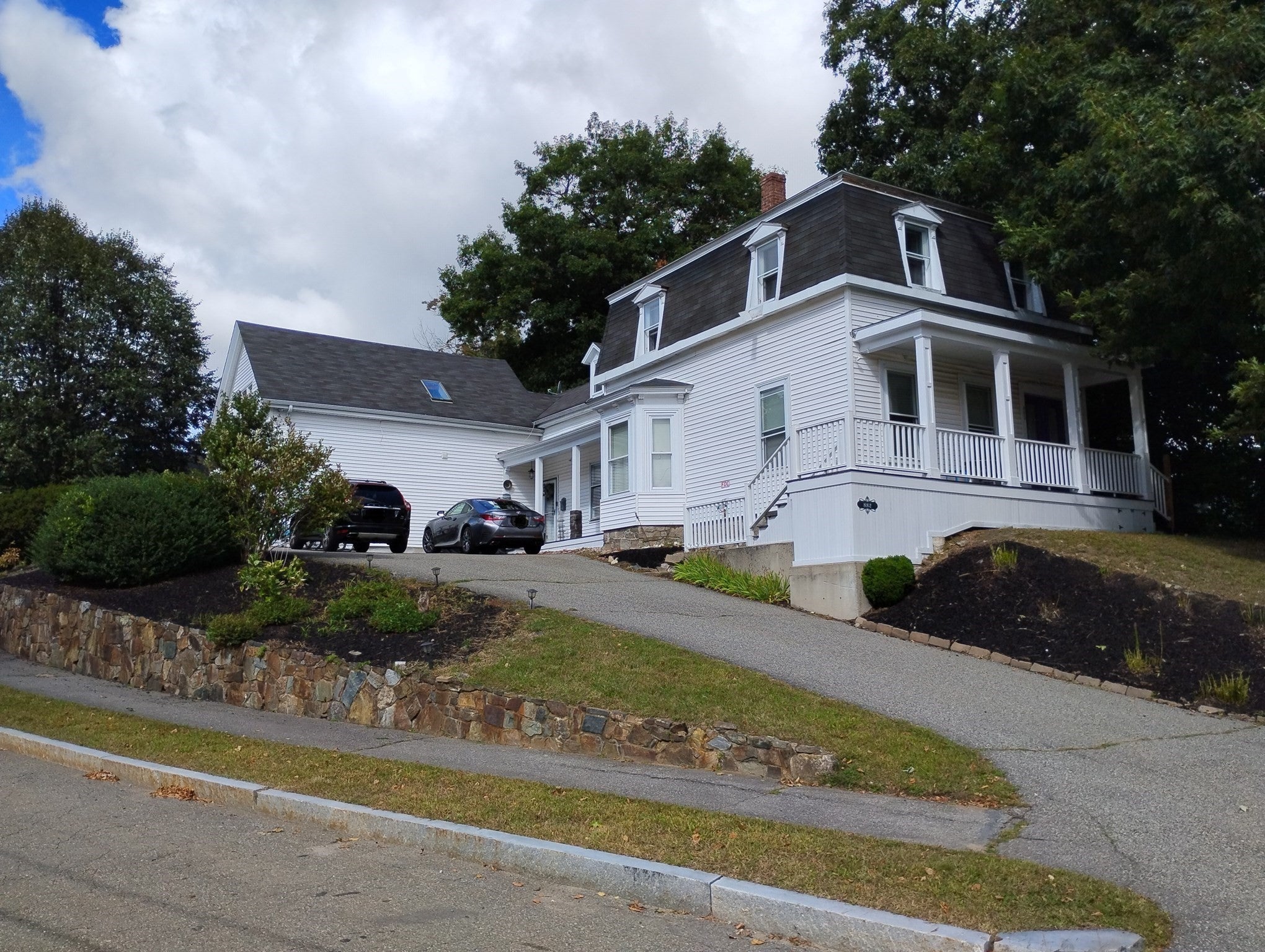 882 Main St #2, Reading, MA, 882 Main St #2, Reading, MA Photo #1