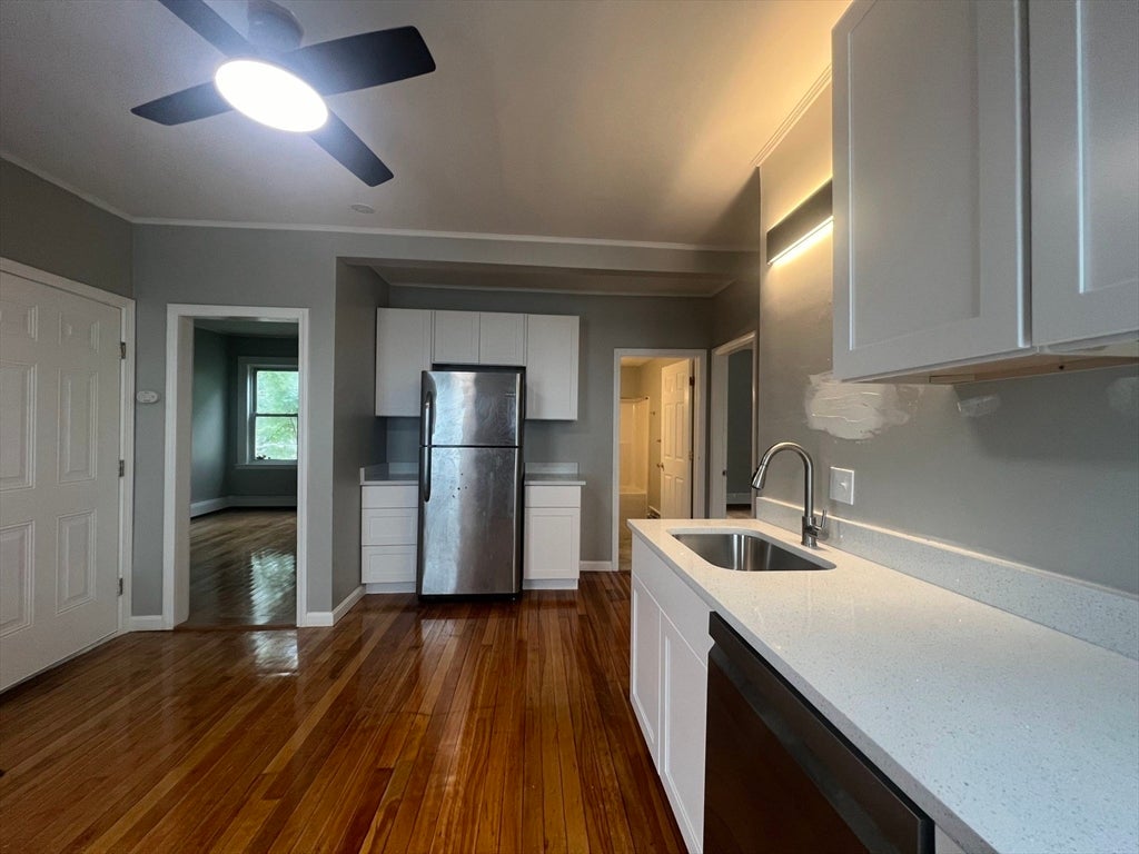 9-1/2 Bourne St, Worcester, MA, 9-1/2 Bourne St, Worcester, MA Photo #11