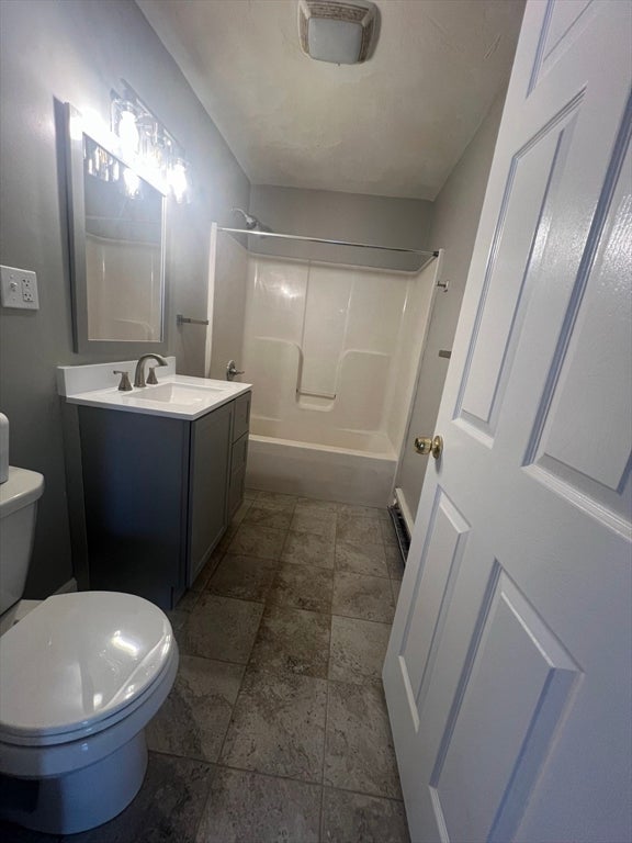 9-1/2 Bourne St, Worcester, MA, 9-1/2 Bourne St, Worcester, MA Photo #5