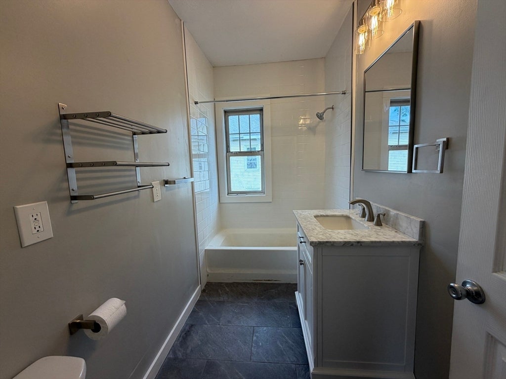 9-1/2 Bourne St, Worcester, MA, 9-1/2 Bourne St, Worcester, MA Photo #31