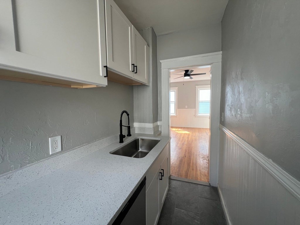9-1/2 Bourne St, Worcester, MA, 9-1/2 Bourne St, Worcester, MA Photo #19