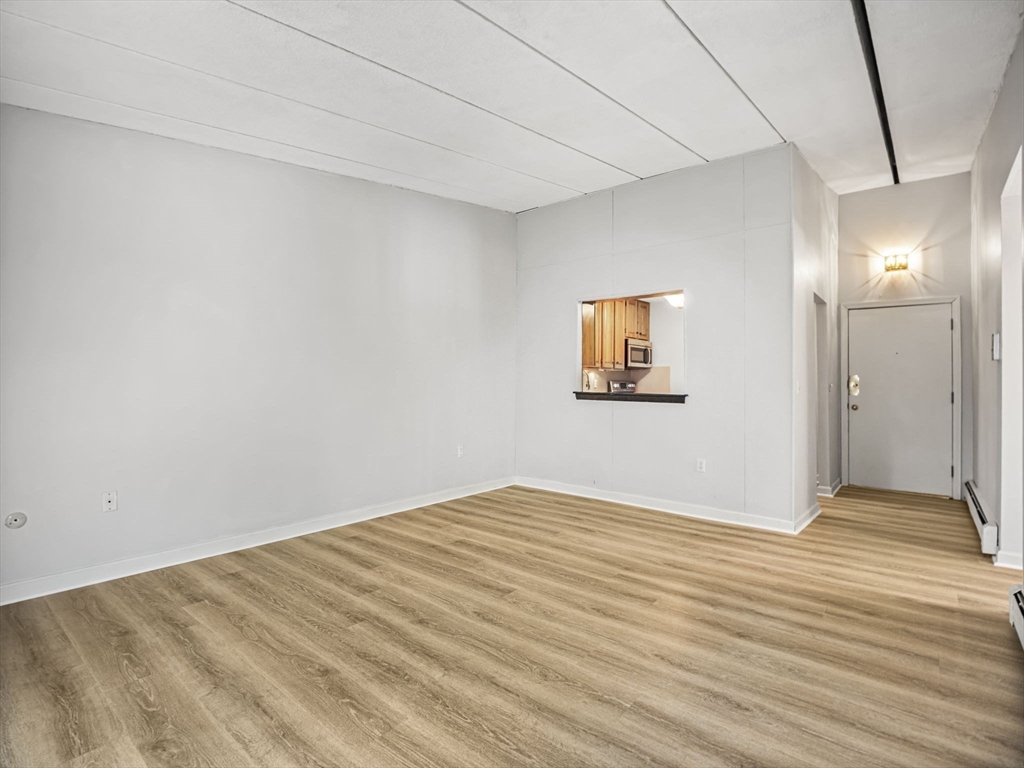 1001 Main St 31