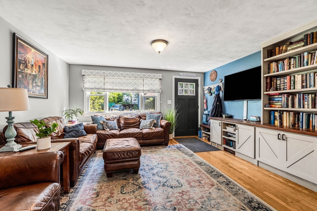 10 Cleveland Ave 1