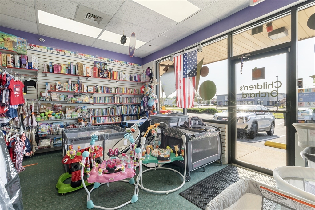 20 Commerce Way