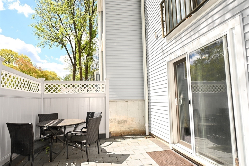 5 Village Rock Ln #15, Natick, MA Photo #11