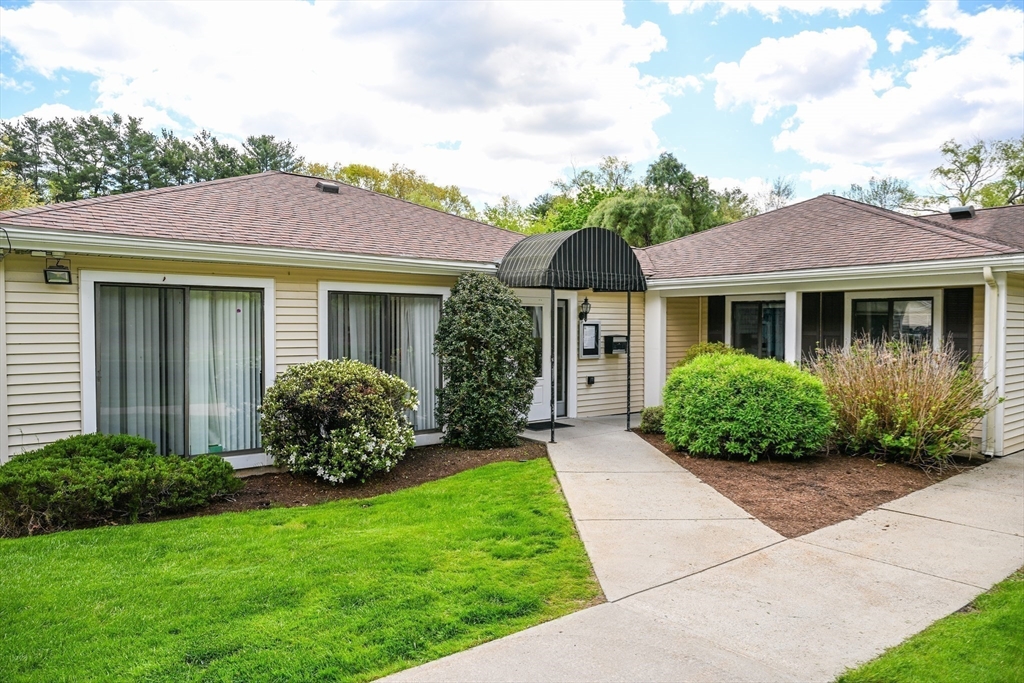 5 Village Rock Ln #15, Natick, MA Photo #14
