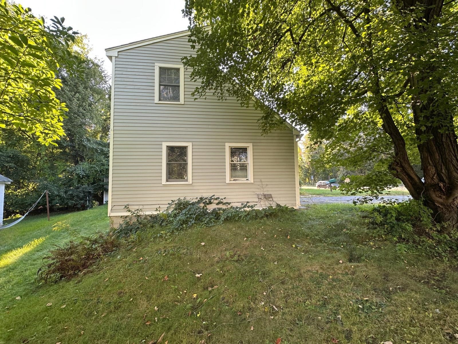 1495 Grafton Rd, Millbury, MA, 1495 Grafton Rd, Millbury, MA Photo #8