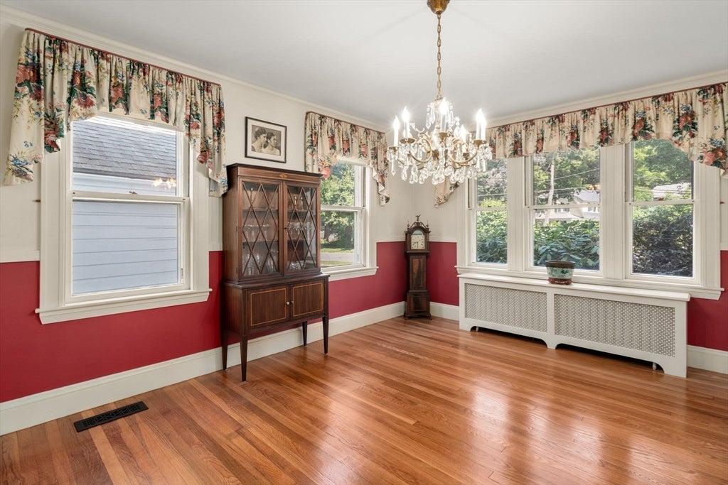 7 Grantland Rd, Wellesley, MA, 7 Grantland Rd, Wellesley, MA Photo #7