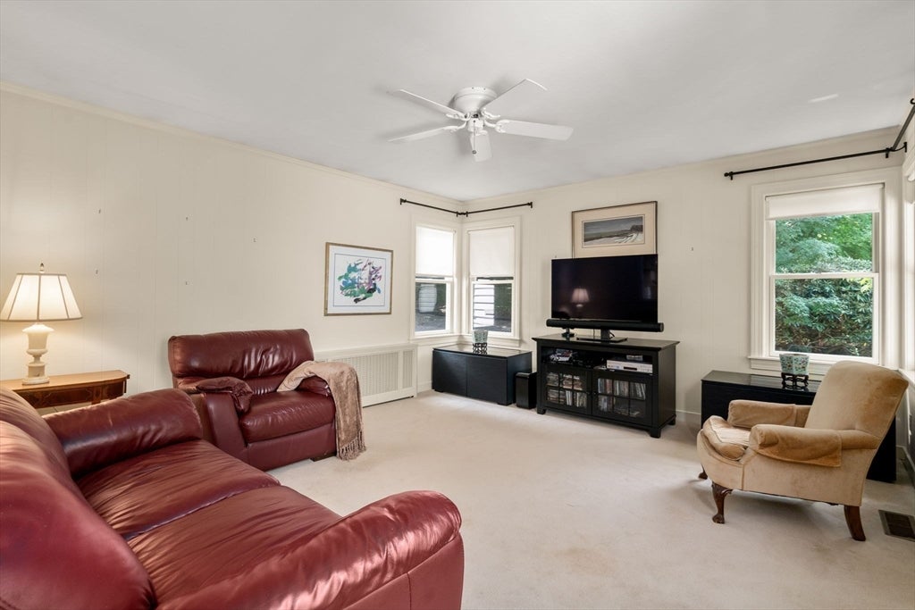 7 Grantland Rd, Wellesley, MA, 7 Grantland Rd, Wellesley, MA Photo #9