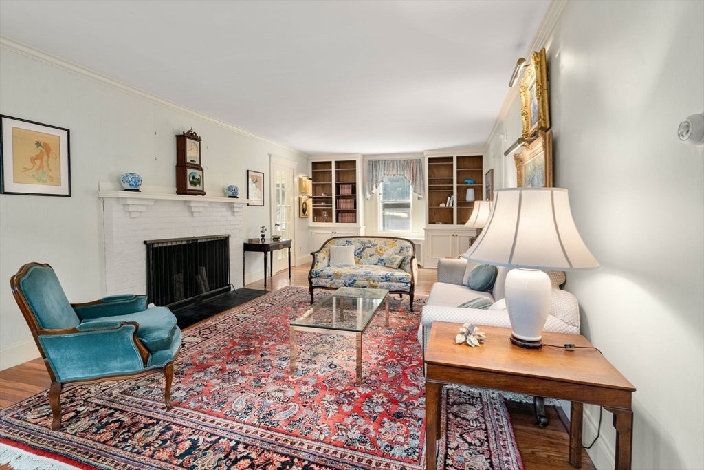 7 Grantland Rd