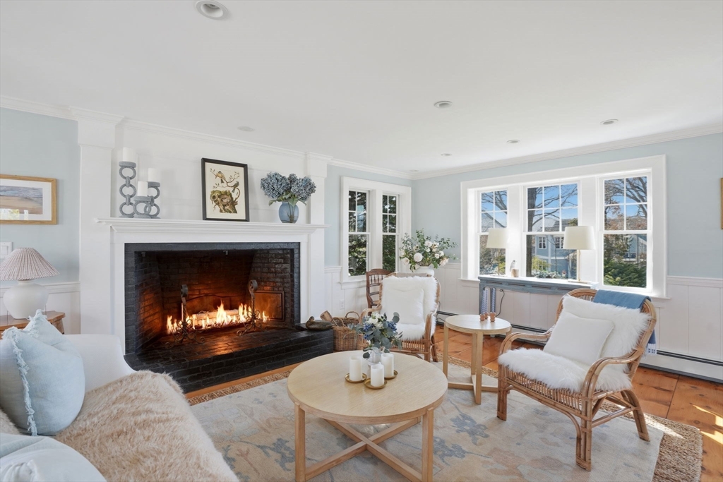 82 Nichols Rd