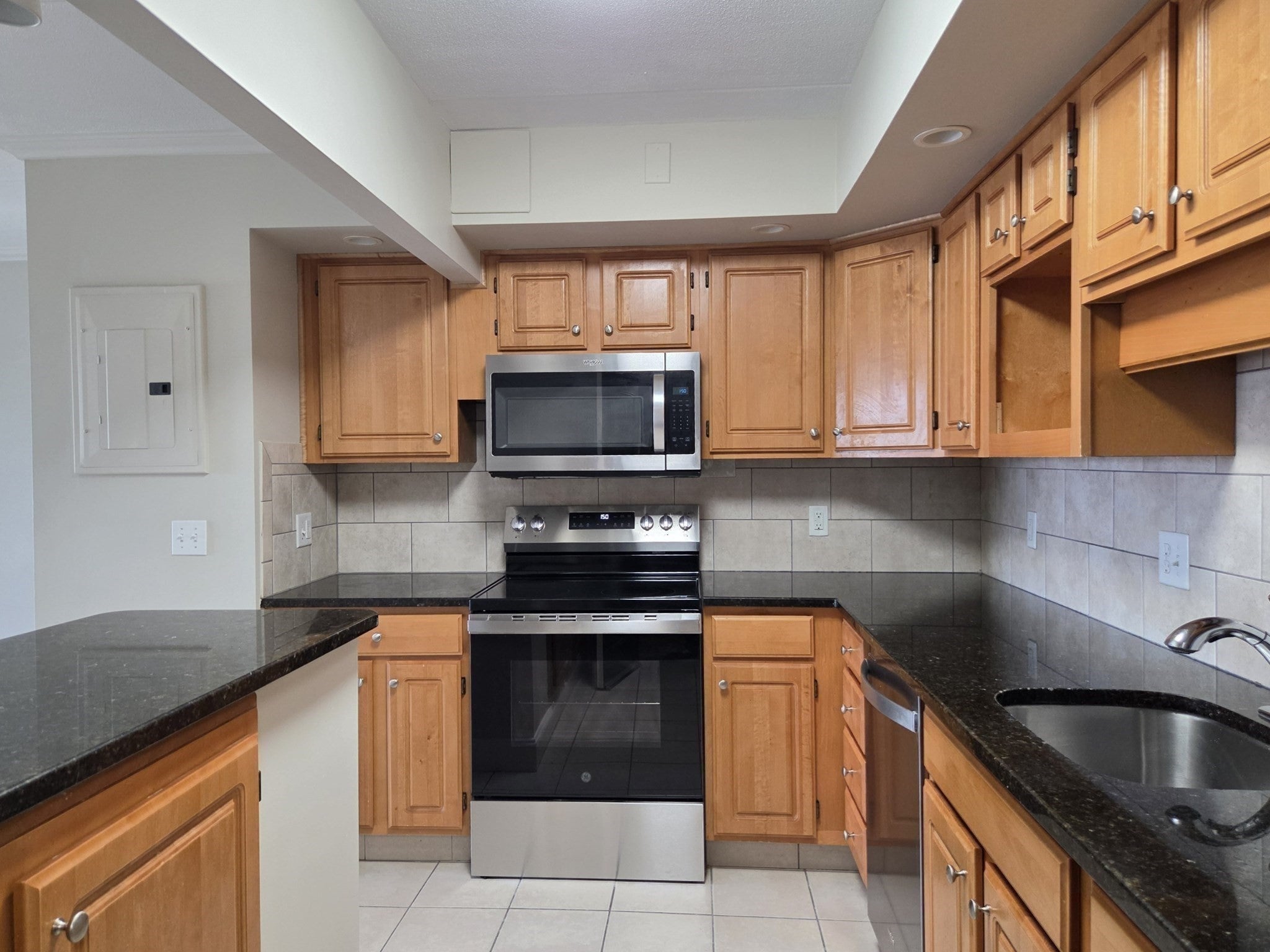 576 Washington Street #307, Weymouth, MA, 576 Washington Street #307, Weymouth, MA Photo #10