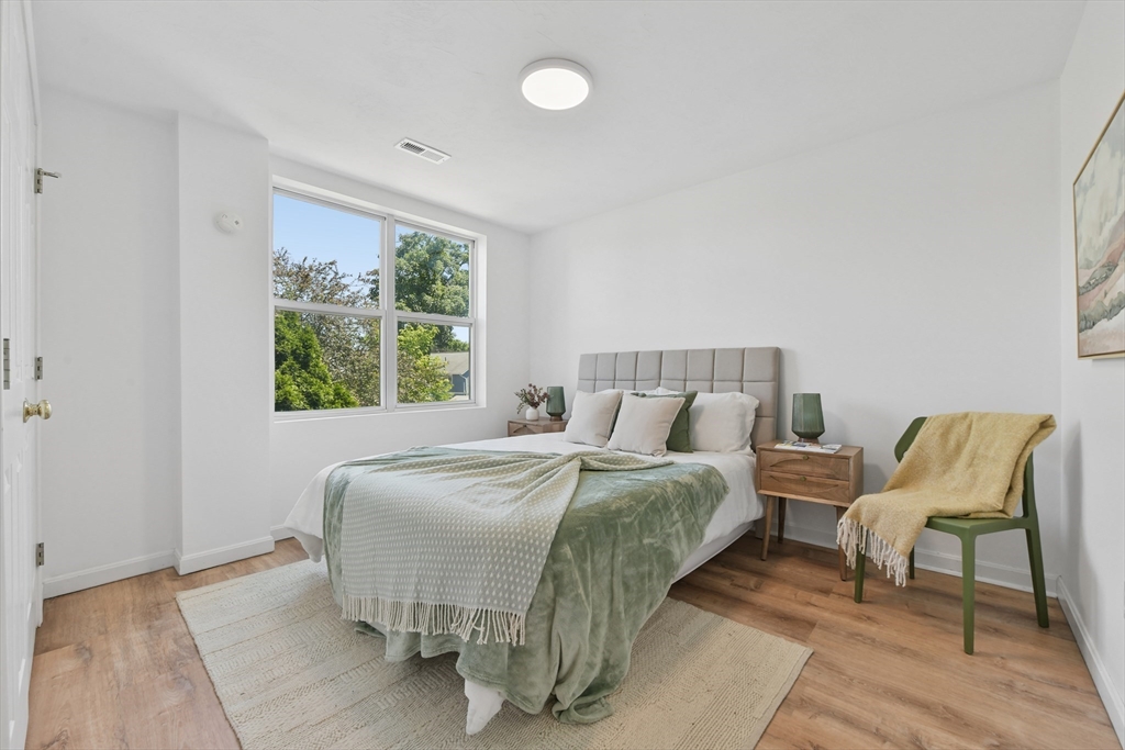 110 Coolidge Hill Rd #2, Watertown, MA Photo #15