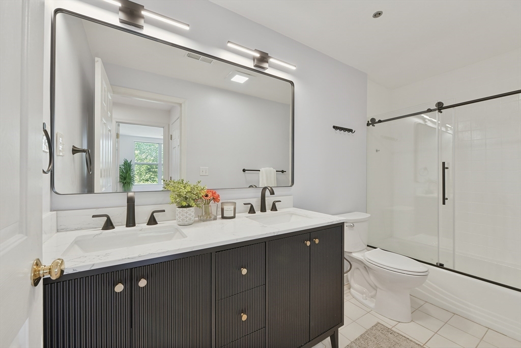 110 Coolidge Hill Rd #2, Watertown, MA Photo #12