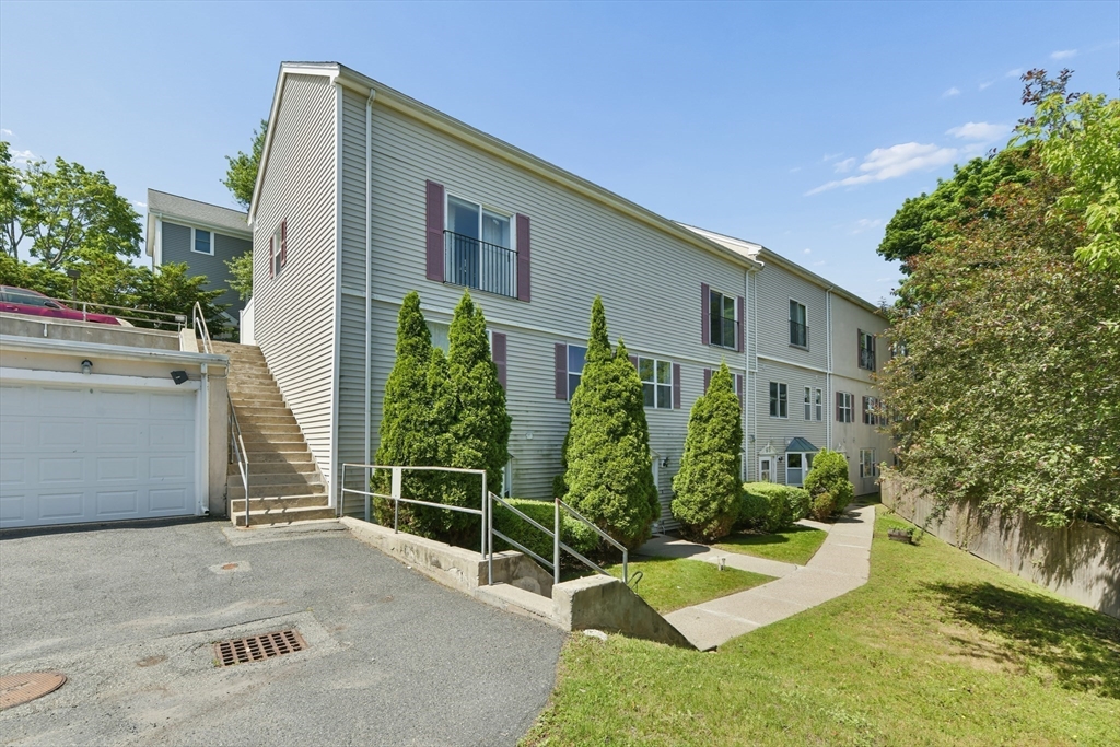 110 Coolidge Hill Rd #2, Watertown, MA Photo #17