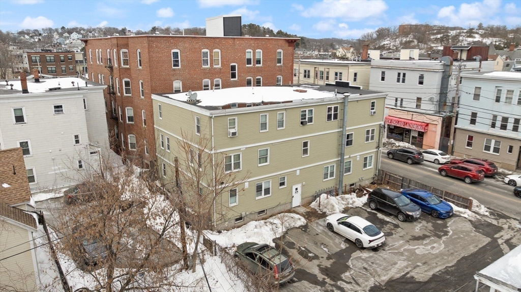 136-141A Franklin St