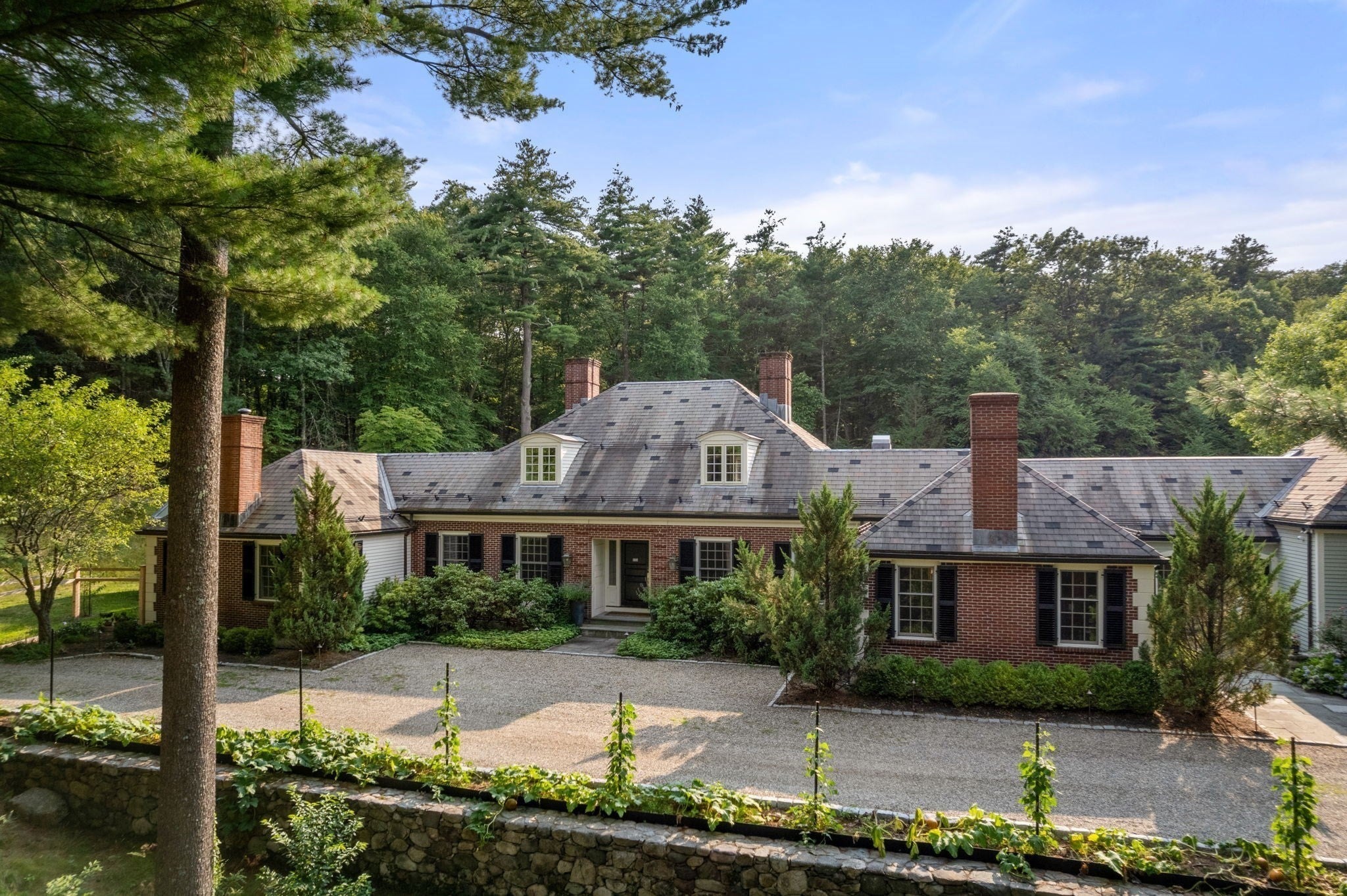 150 Pond Road