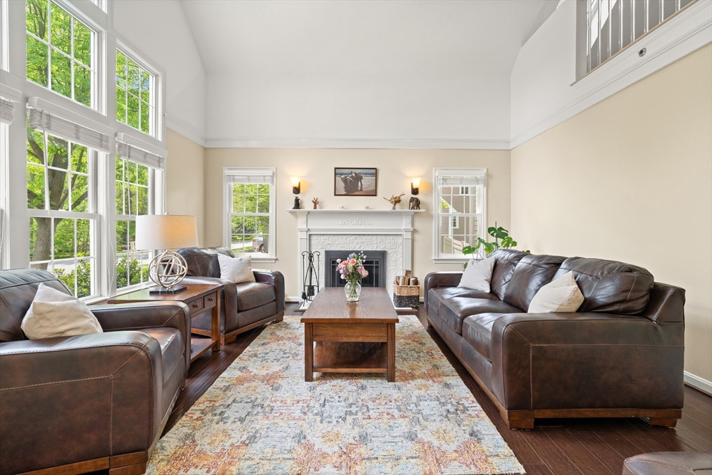 15 Copley Cir