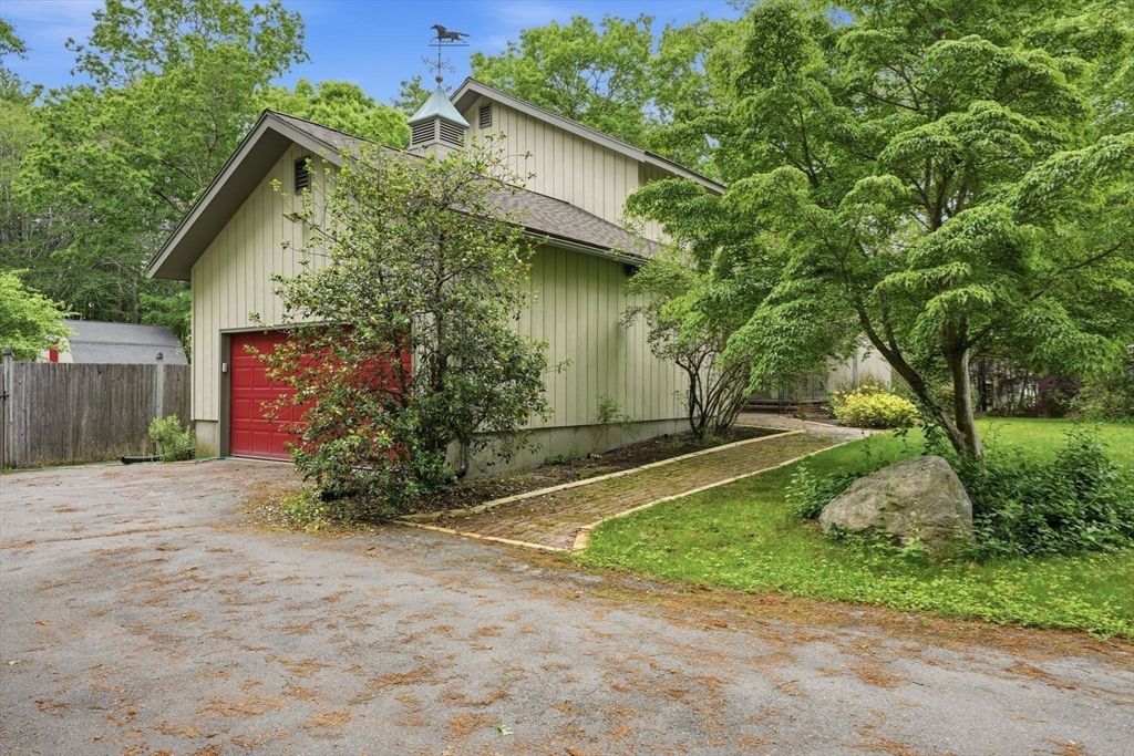 27 Bennett Rd