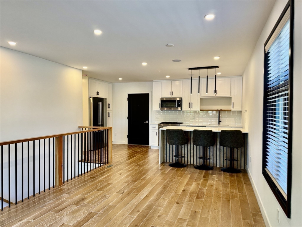 252 Main St 101