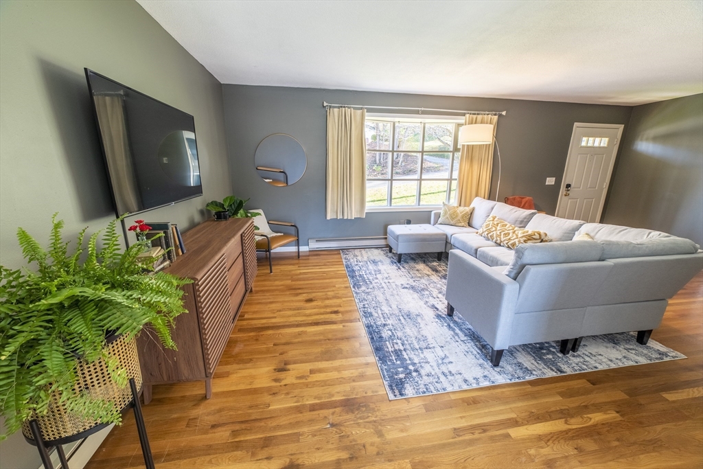 136 Ingalls Rd