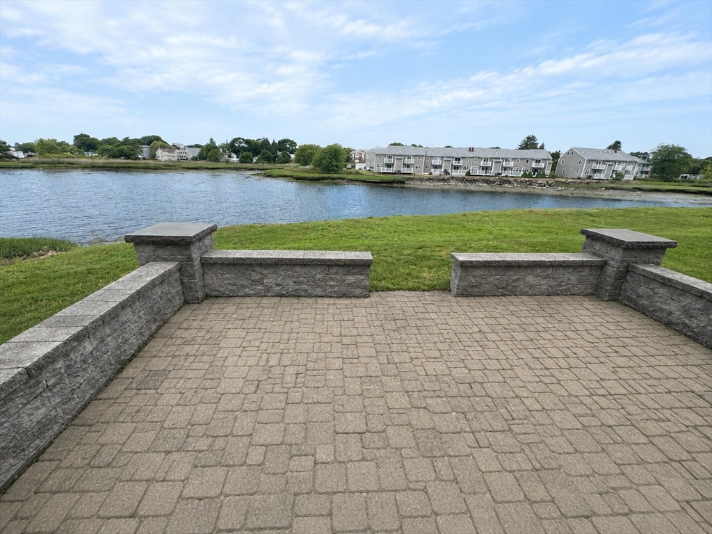Photo 6 Photo 6
