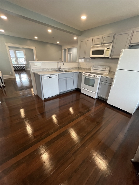 1166 South Main