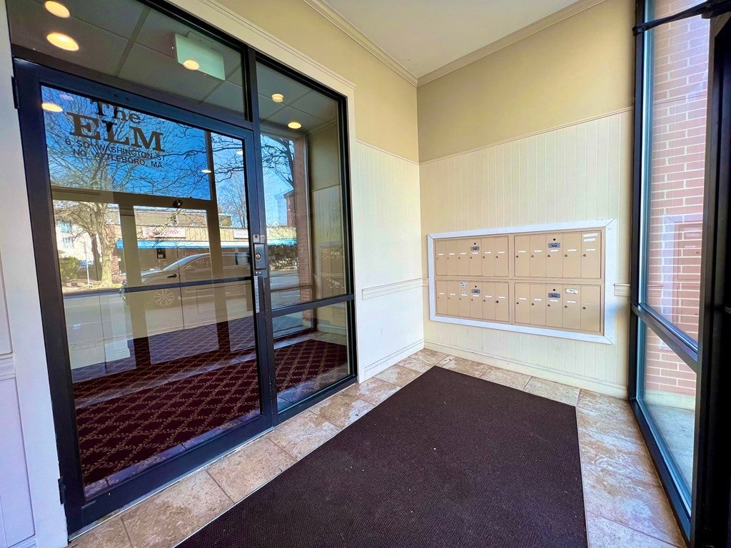 6 S Washington Street 306