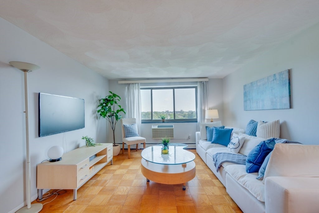 Photo of 287 Harvard St, Cambridge, MA