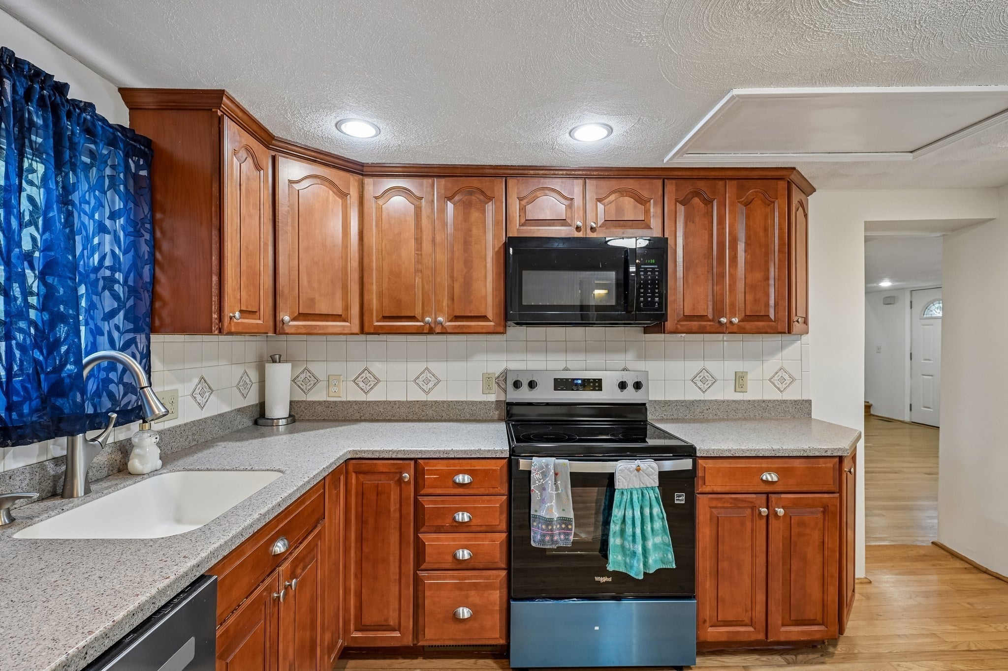 24 Andover Street, Peabody, MA, 24 Andover Street, Peabody, MA Photo #7