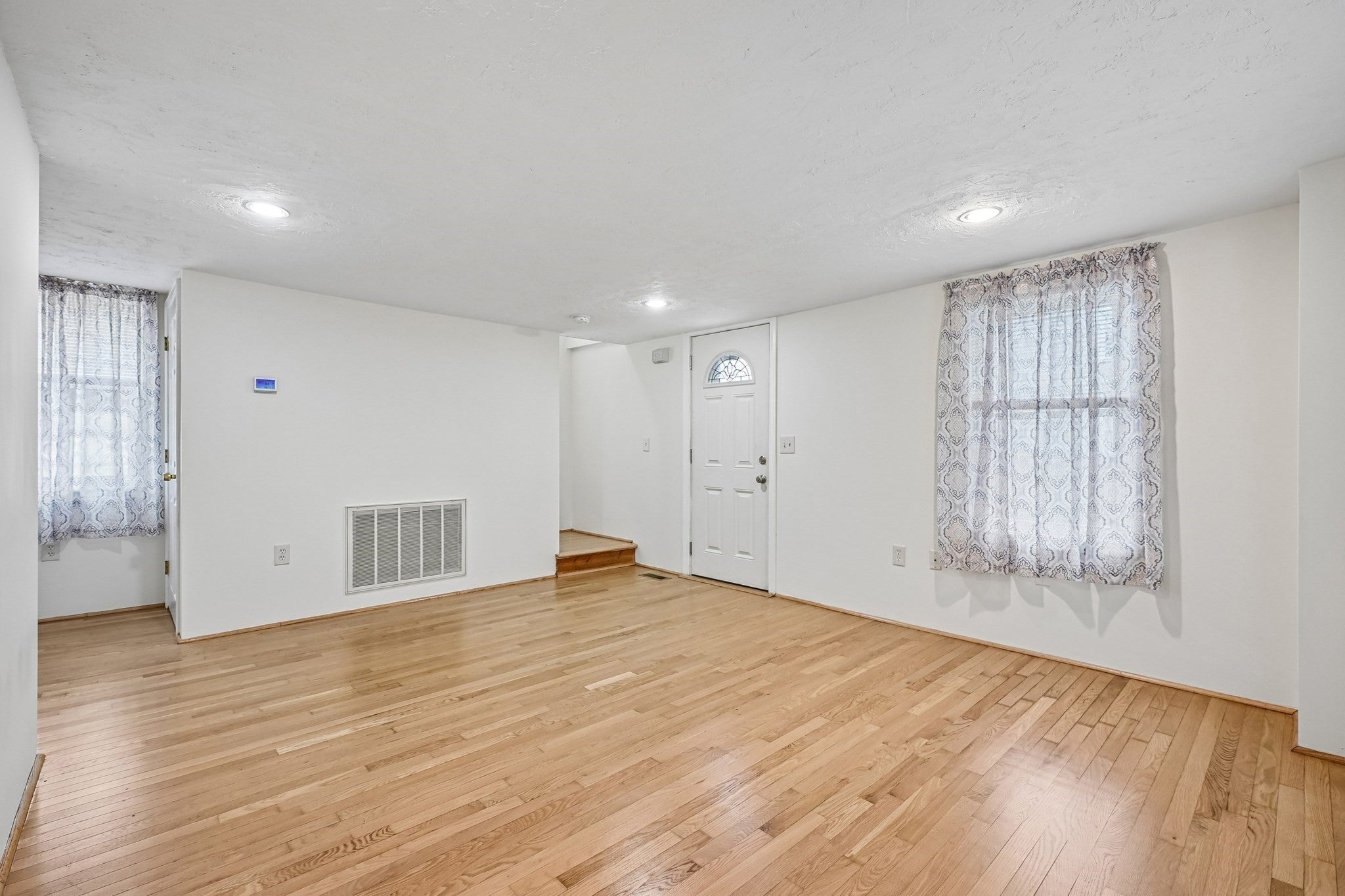 24 Andover Street, Peabody, MA, 24 Andover Street, Peabody, MA Photo #12