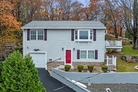 Photo of 27 Bradford Ter, Lynn, MA 01905 (MLS # 73454330)
