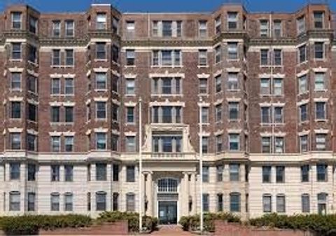 Photo of 285 Lynn Shore Dr #308, Lynn, MA 01902 (MLS # 73460796)