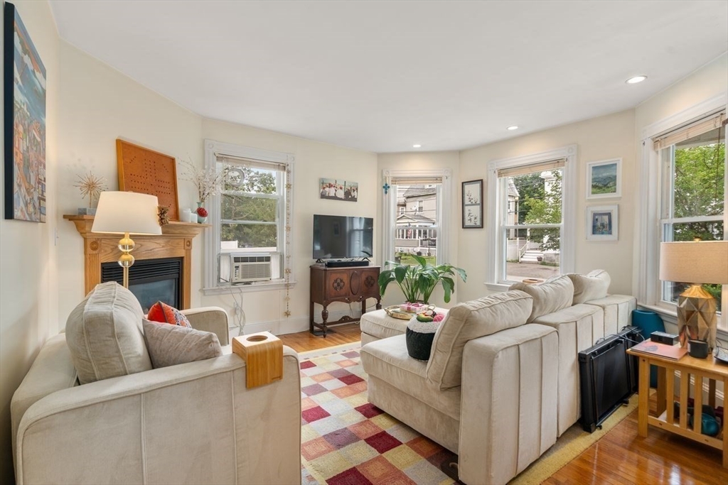 56 Capitol St 2
