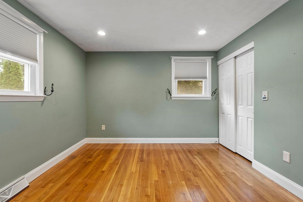 2 Stratton Dr, Hudson, MA, 2 Stratton Dr, Hudson, MA Photo #12