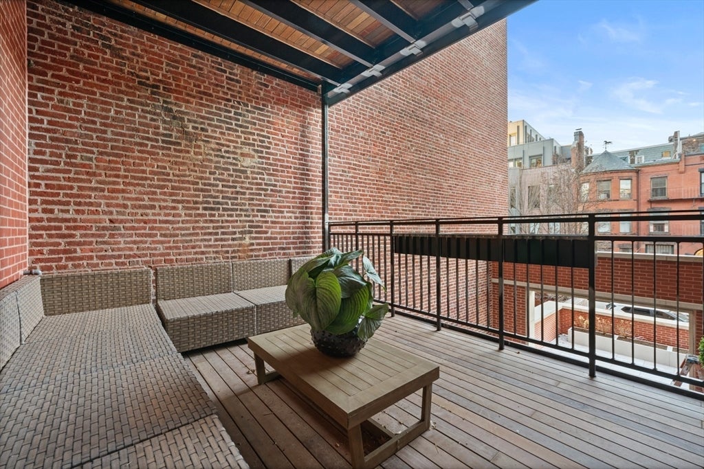 397 Commonwealth Avenue #3, Boston, MA Photo #5