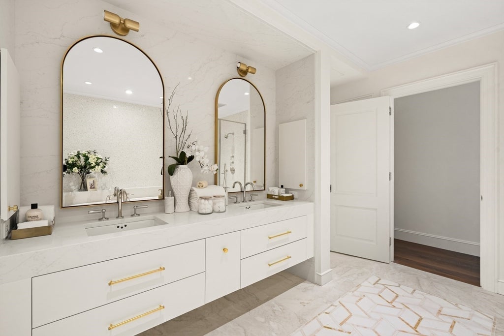 397 Commonwealth Avenue #3, Boston, MA Photo #16